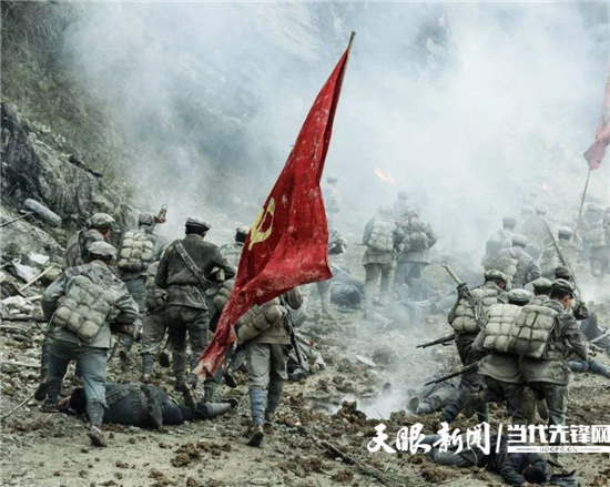 掌聲響起來！《偉大的轉折》斬獲第32屆電視劇飛天獎“優秀電視劇獎”！