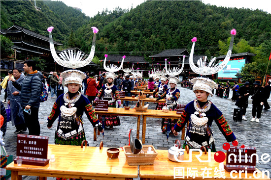 貴州西江千戶苗寨國慶假日旅遊獲“豐收”