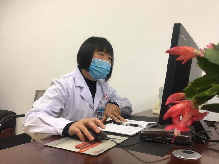 （社會）關嶺人大代表熊華萍：群眾健康的“守護者”