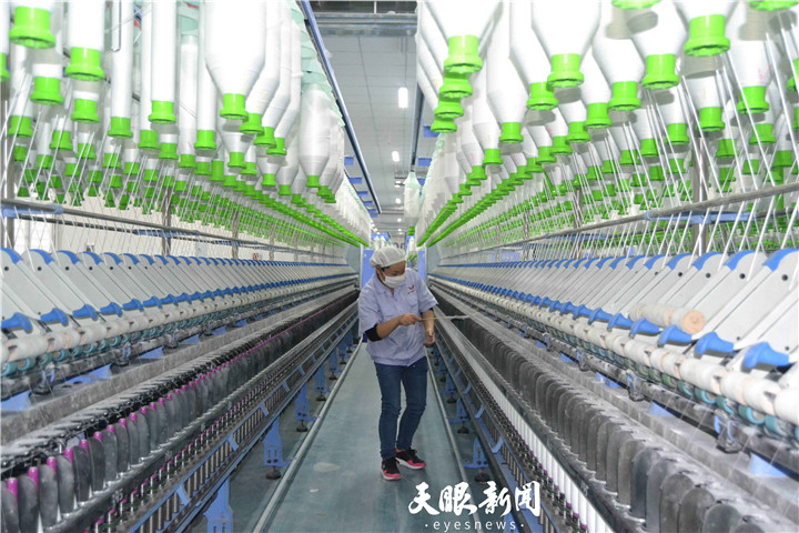 （要聞）乾興平署名文章：做深做實“四個強化”“四個融合” 堅定不移把大數據戰略行動向縱深推進