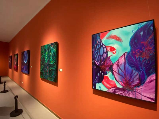 （有修改）“阿雅畫展：白夜神話”在貴州遵義舉行