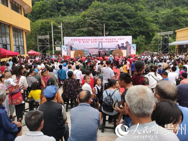 關嶺：千人同迎 “六月六” 歌舞翩翩慶佳節