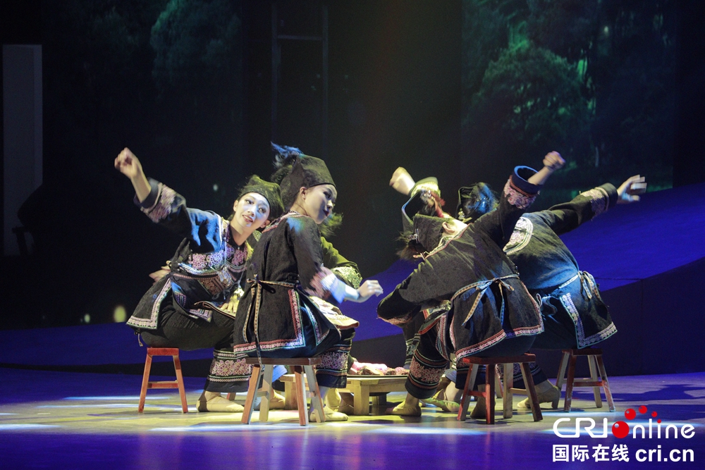 大型民族音舞詩畫《你的眼睛能看多遠》在貴州平塘天文小鎮上演_fororder_微信圖片_20230519160047
