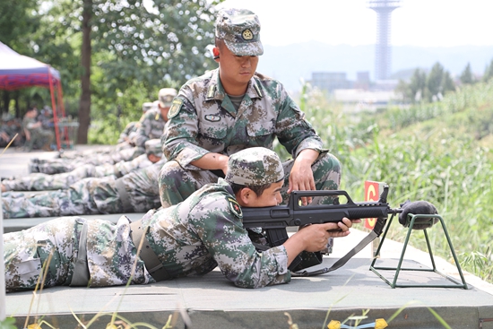 貴州碧江人武部紮實組織專武幹部集訓_fororder_射擊訓練.JPG