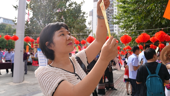 貴州思南：“土家花燈+健身操” 讓“非遺”換種打開方式_fororder_DSC08809.JPG