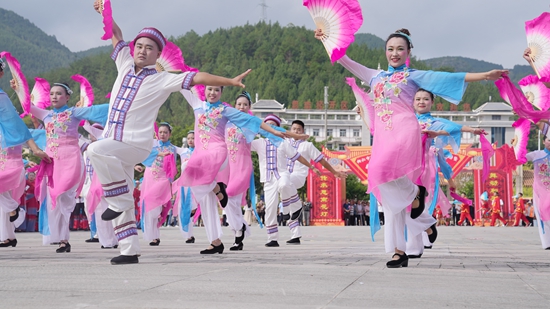 貴州思南：“土家花燈+健身操” 讓“非遺”換種打開方式_fororder_DSC01149.JPG