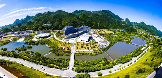 綠水青山變金山銀山的生動實踐 ——六盤水加強生態文明建設紀實_fororder_8599b49d2cf84f35b7fb38f0b65f2780