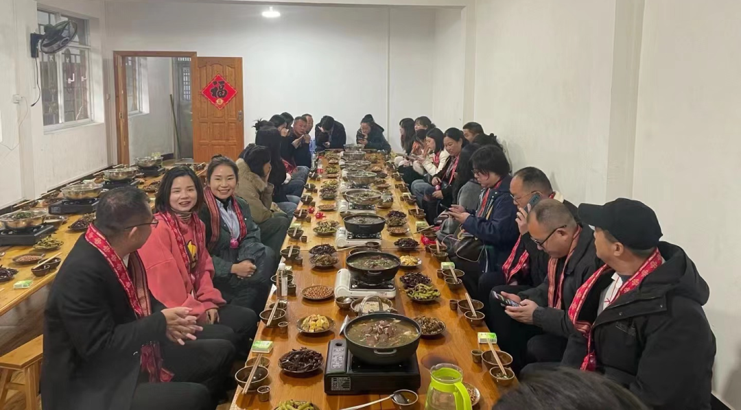 全國各地遊客參加2023中國·雷山苗年暨鼓藏節活動 感受苗家濃濃年味_fororder_微信圖片_20231118144813