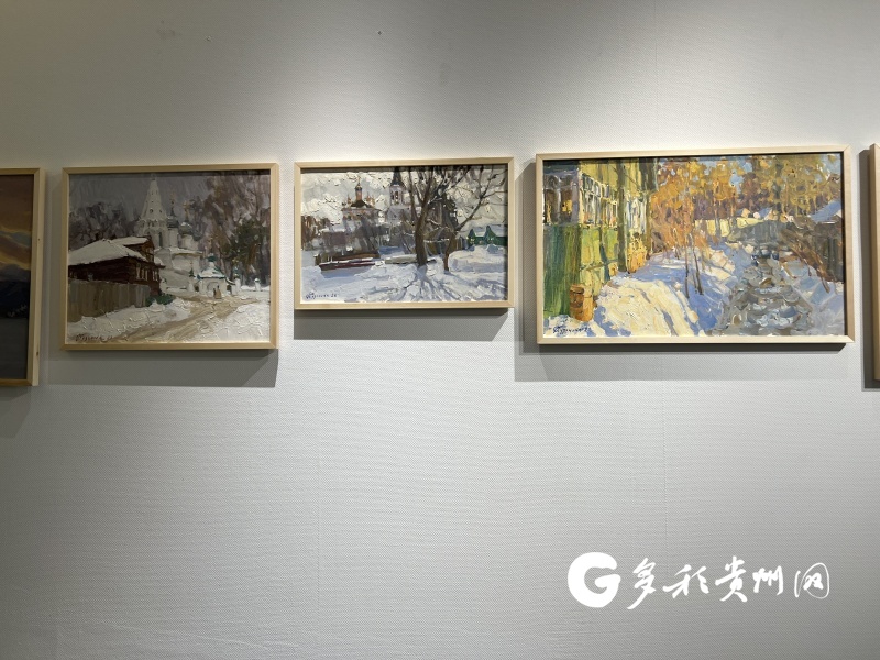俄羅斯著名油畫家奧爾加·庫茲米娜油畫作品展亮相黔南雙龍