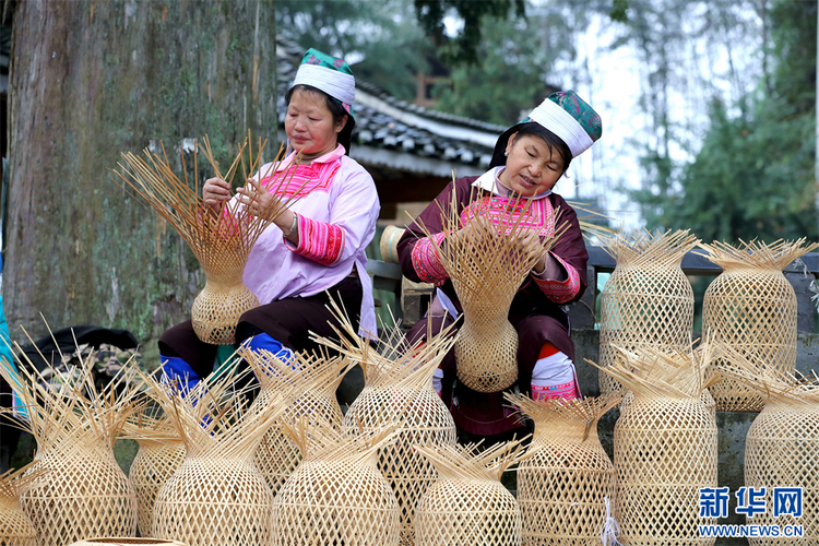 貴州榕江：趕制燈籠迎新年