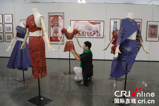 剪紙藝術展 看貴州改革開放40年發展