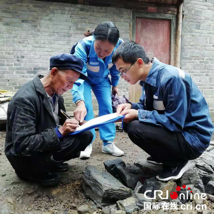 貴州三穗：“一戶一措施”解決千余貧困戶新建房用電問題
