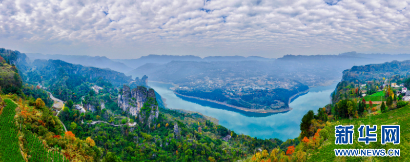 湖北恩施：紅花峰林 冬景如畫