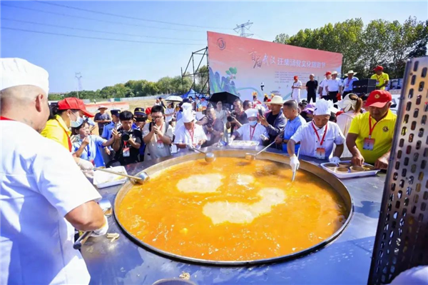 千人同品一鍋湯 首屆武漢汪集湯食文化旅遊節舉行