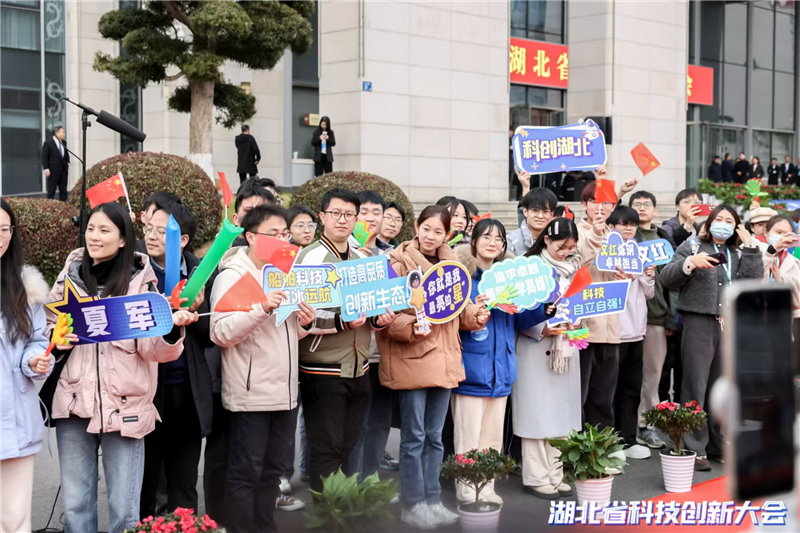 今天他們是湖北“最亮的星”！