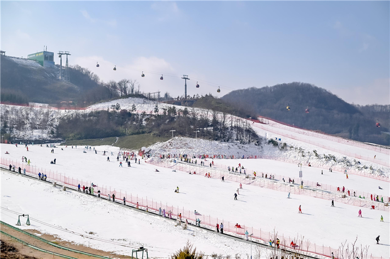 “知音湖北·南國冰雪季”系列活動在恩施綠蔥坡啟動