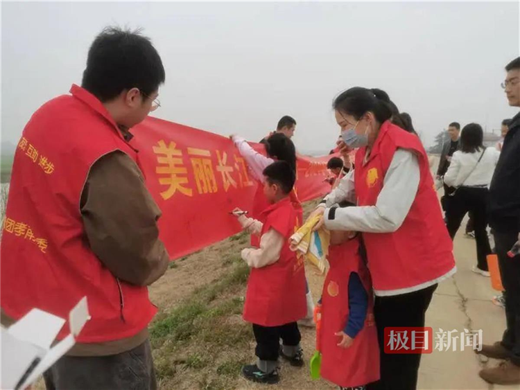 孝感朱湖國家濕地公園萬鳥翔集盡顯生態之美