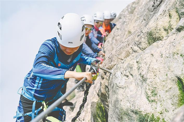 湖北龜峰山晉陞國家5A級景區的背後 從“人間四月天”到“四季皆好玩”