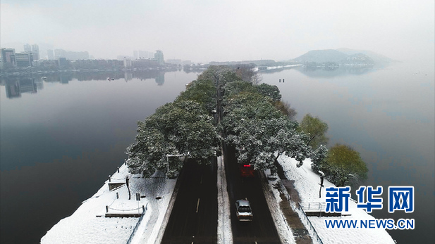 雪漫黃石 銀裝素裹