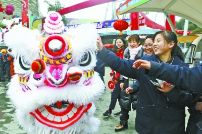 科技花燈能玩、能賞、能交互 東湖燈會等你來