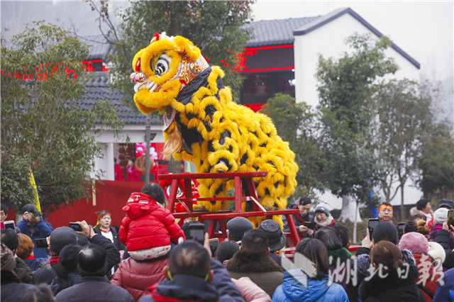 宜昌：城鄉年味濃