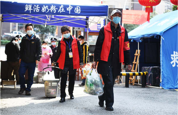 湖北咸寧：同心做好戰“疫”答卷