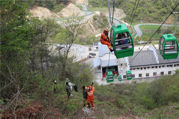 OK【湖北】湖北交投大別山公司組織開展索道安全應急救援演練