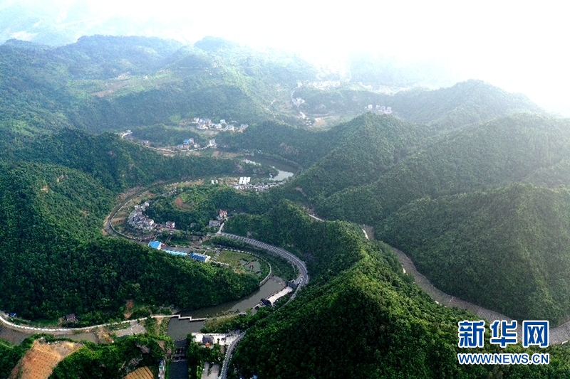 開著汽車看鄉村|十竹公路串起十堰西溝鄉村旅遊經濟帶