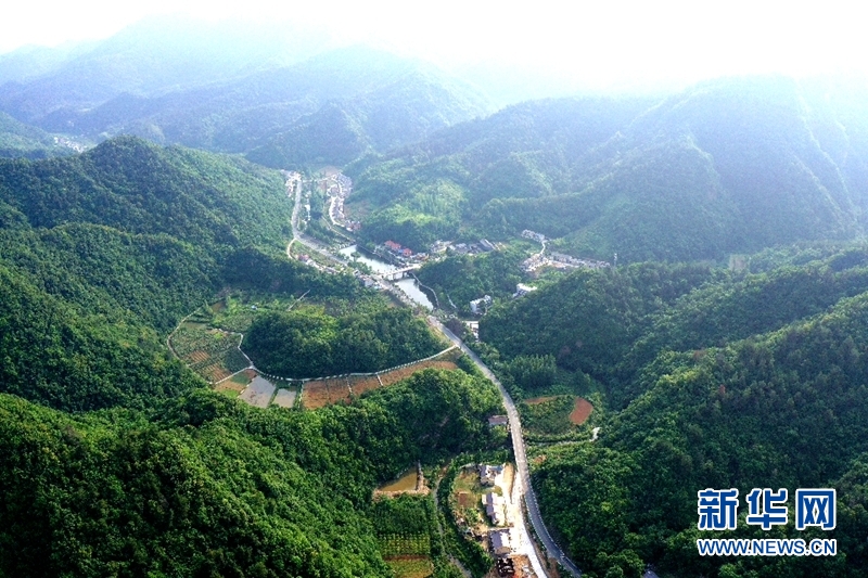 開著汽車看鄉村|十竹公路串起十堰西溝鄉村旅遊經濟帶