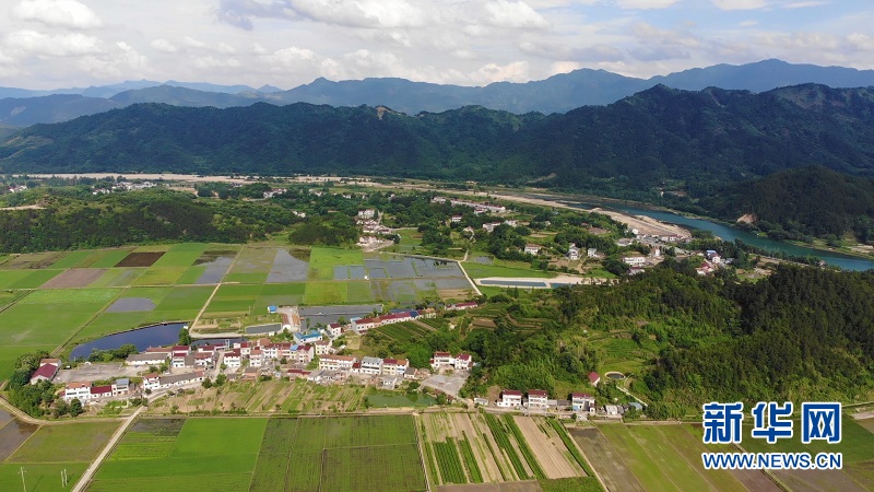 湖北英山：美麗鄉村繪就幸福畫卷