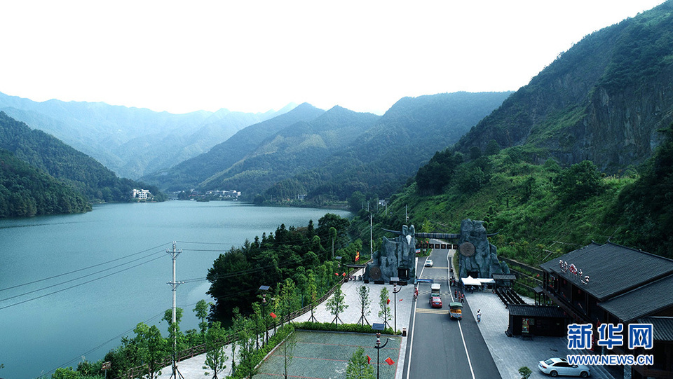 湖北通城內衝古村寨“瑤”身蝶變旅遊名村