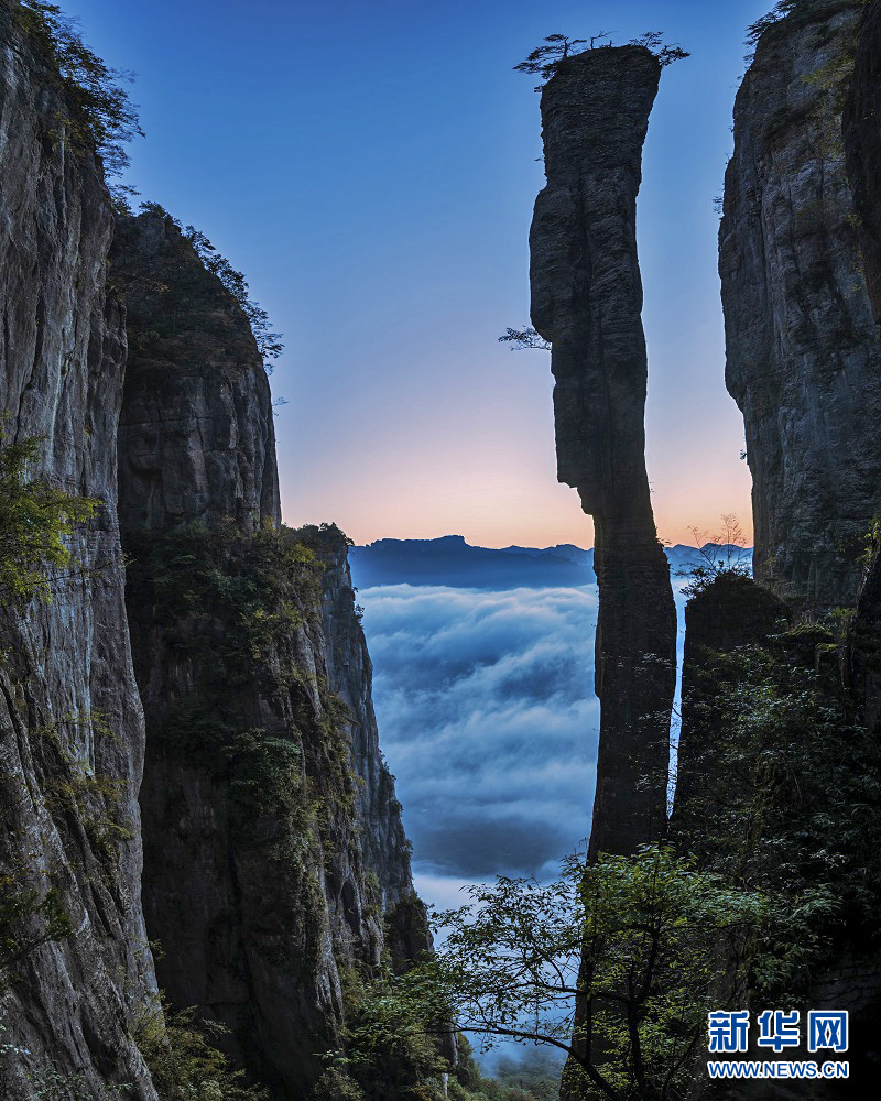 湖北恩施：峽谷秋色 勝景迷人