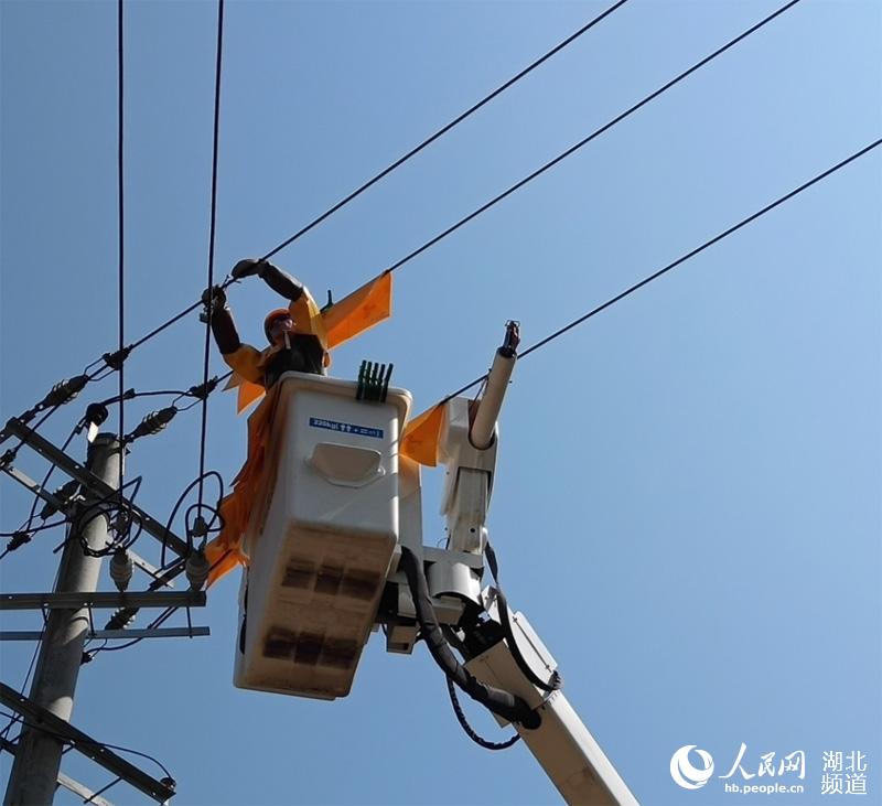 湖北持續高溫天氣 電網負荷創新高