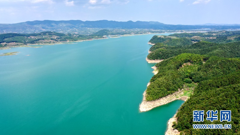 一“碧”萬傾！夏日俯瞰丹江口水庫庫區