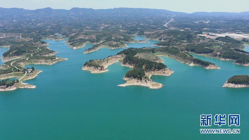 一“碧”萬傾！夏日俯瞰丹江口水庫庫區