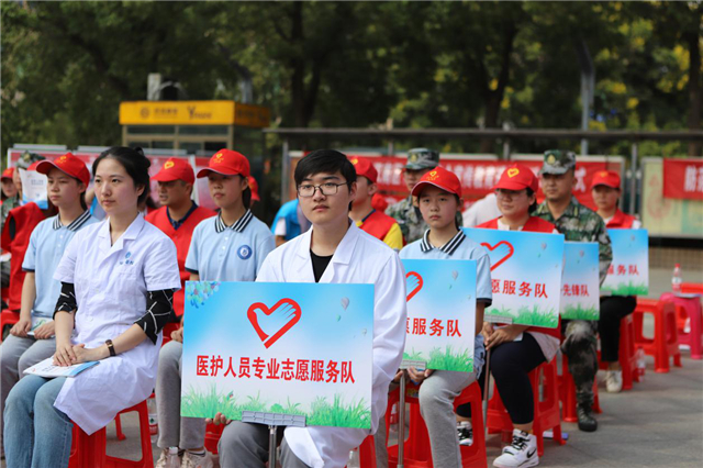 【湖北】【客戶稿件】武漢開發區城市誌願者實戰演練迎軍運