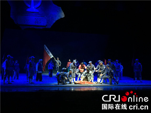 【湖北】【CRI原創】優秀戲劇作品《黃河絕唱》在武漢上演