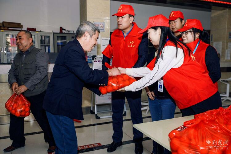 暖心！20萬元愛心蜜橘送給武漢特殊群體