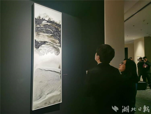 武漢零點藝術館綠地新展區開放 11位藝術家參展“第一回”藝術展_fororder_04