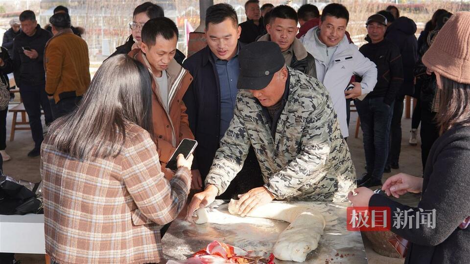 武漢長江新區舉辦首屆“鄉村非遺民俗跨年文化節”