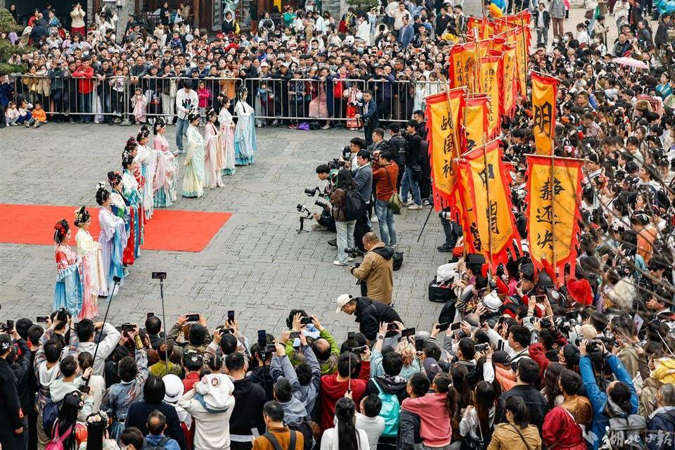 武漢園博園漢口裏花朝節開幕