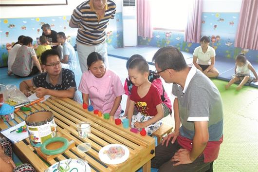 湖北省率先出臺殘疾兒童康復救助制度