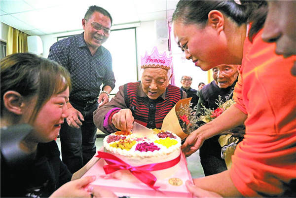 宜昌所有老年人 這份福利清單請收好