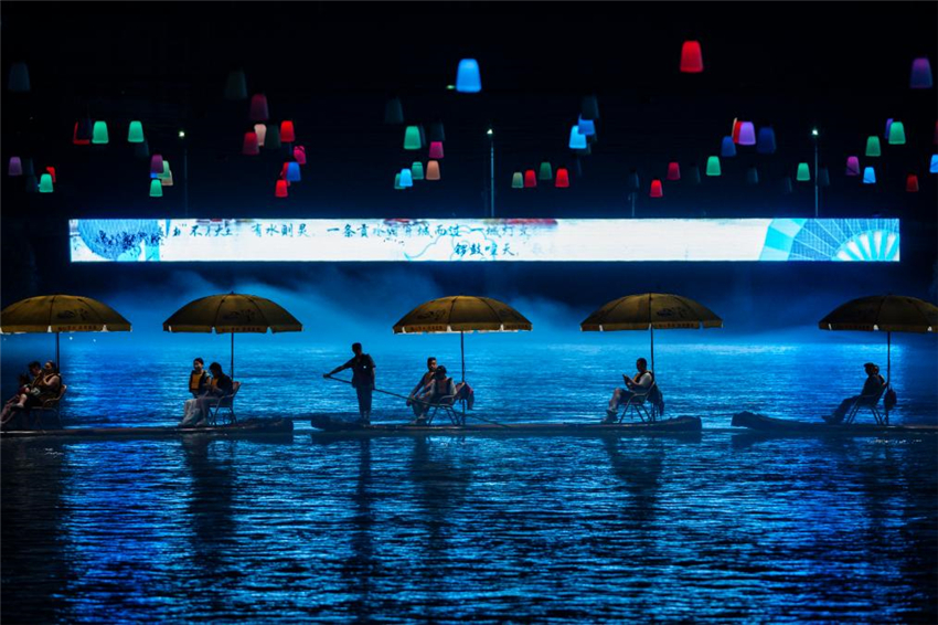 湖北宣恩：一河夜色起 精彩夏日遊_fororder_20250710f5191c79d39242c9850477fce27886df_691615ce5c3843b3888ceb4fe25411df