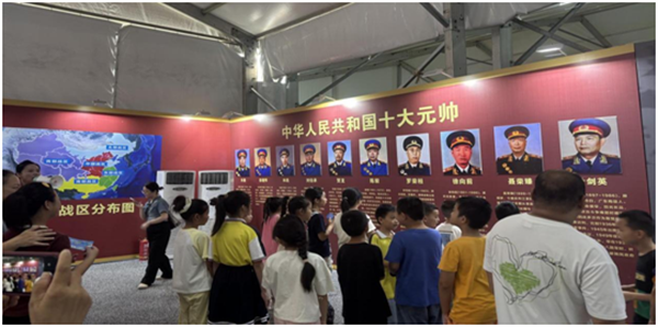 上好“開學第一課” 武漢江夏烏龍泉小學開展國防科技主題教育_fororder_圖片11