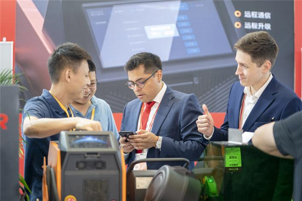 第20屆“中國光谷”國際光電子博覽會舉行_fororder_微信圖片_20250515092317