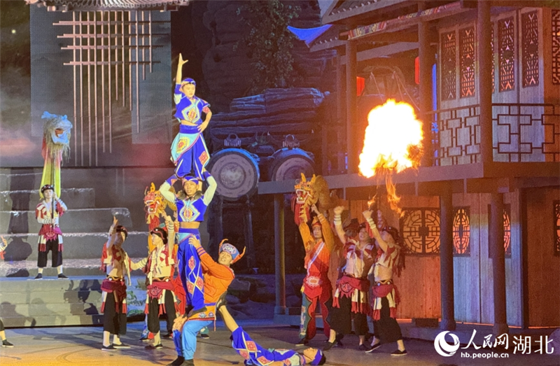 “龍船調”遇見“女兒會” 市民共享文旅盛宴_fororder_LOCAL1756535507863D1FHIC4ENP