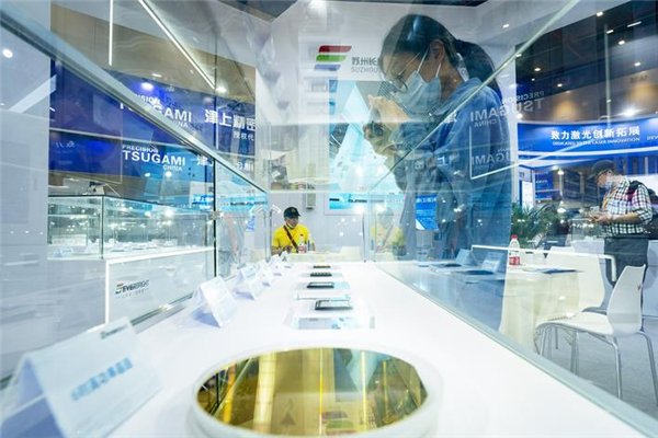 第20屆“中國光谷”國際光電子博覽會舉行_fororder_微信圖片_20250515092331