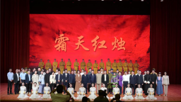 黃岡師範學院《霜天紅燭》劇目走進寧夏 開展“高雅藝術進校園”活動