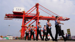 湖北口岸年出入境人員總量何以提前64天突破150萬人次大關？三個鏡頭帶你看！